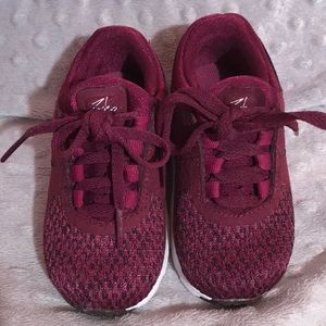 NWOT Nike Air Max Toddler Shoes